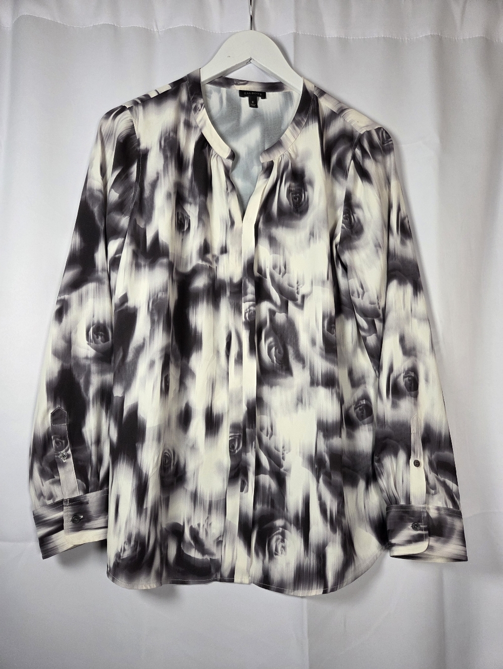 Talbots Button Down Gray Cream Roses Print Shirt Women's Size 8 Top